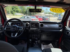 Used 2019 Jeep Wrangler Unlimited 4d SUV 4WD Sahara at Capitol Car Credit near Rantoul, IL