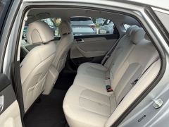 Used 2016 Hyundai Sonata 4d Sedan SE at Capitol Car Credit near Rantoul, IL