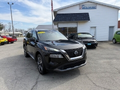 Used 2023  Nissan Rogue FWD SL at Capitol Car Credit near Rantoul&comma; IL