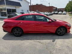Used 2023 Hyundai Elantra SEL IVT at Capitol Car Credit near Rantoul, IL