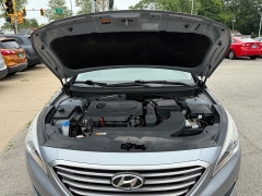 Used 2016 Hyundai Sonata 4d Sedan SE at Capitol Car Credit near Rantoul, IL