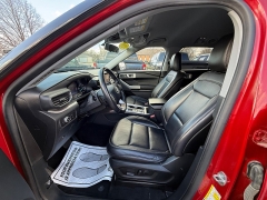 Used 2020  Ford Explorer 4d SUV 4WD XLT 2&period;3L EcoBoost at Capitol Car Credit near Rantoul&comma; IL