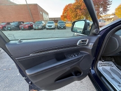 Used 2018  Jeep Grand Cherokee 4d SUV 4WD Limited V6 at Capitol Car Credit near Rantoul, IL