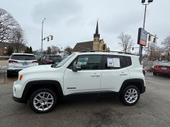 Used 2021  Jeep Renegade Limited 4x4 at Capitol Car Credit near Rantoul&comma; IL