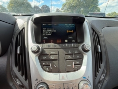 Used 2017  Chevrolet Equinox 4d SUV FWD LT at Capitol Car Credit near Rantoul&comma; IL