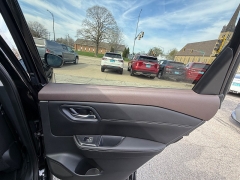 Used 2023  Nissan Rogue FWD SL at Capitol Car Credit near Rantoul&comma; IL