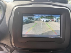 Used 2020  Jeep Renegade 4d SUV FWD Latitude Altitude at Capitol Car Credit near Rantoul&comma; IL