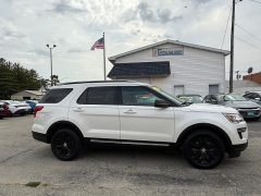 Used 2018  Ford Explorer 4d SUV 4WD XLT at Capitol Car Credit near Rantoul, IL