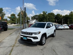  2022 Jeep Compass Latitude 4x4 at Capitol Car Credit near Rantoul&comma; IL
