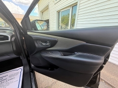 Used 2017 Nissan Murano 4d SUV AWD SL at Capitol Car Credit near Rantoul, IL