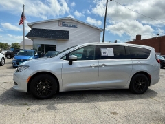 Used 2023  Chrysler Voyager LX FWD at Capitol Car Credit near Rantoul, IL