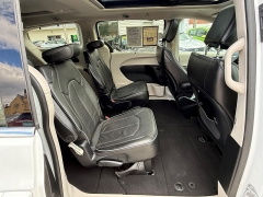 Used 2017  Chrysler Pacifica 4d Wagon Limited at Capitol Car Credit near Rantoul&comma; IL