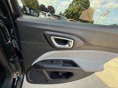 Used 2024  Jeep Compass Latitude 4x4 at Capitol Car Credit near Rantoul, IL