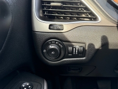 Used 2019  Jeep Cherokee 4d SUV 4WD Latitude Plus 2&period;4L at Capitol Car Credit near Rantoul&comma; IL