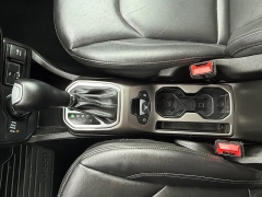 Used 2021  Jeep Renegade Limited 4x4 at Capitol Car Credit near Rantoul&comma; IL