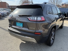 Used 2019  Jeep Cherokee 4d SUV 4WD Limited 3&period;2L at Capitol Car Credit near Rantoul&comma; IL