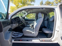 Used 2015  Toyota Tacoma 2WD Access Cab I4 (Natl) at Auto Finance Center near Matthews, NC