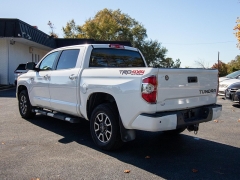 Used 2017  Toyota Tundra 4WD CrewMax 5&period;5' Bed 5&period;7L &lpar;Natl&rpar; at Auto Finance Center near Matthews&comma; NC