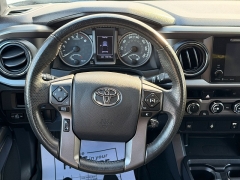Used 2017  Toyota Tacoma Double Cab 5' Bed V6 4x4 &lpar;Natl&rpar; at Auto Finance Center near Matthews&comma; NC