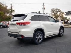 Used 2018  Toyota Highlander V6 FWD &lpar;Natl&rpar; at Auto Finance Center of Columbia near West Columbia&comma; SC
