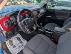 Used 2020  Toyota Tacoma 2WD Double Cab 5' Bed V6 AT &lpar;Natl&rpar; at Auto Finance Center near Matthews&comma; NC