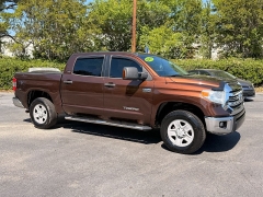 Used 2017  Toyota Tundra 2WD CrewMax SR5 5&period;7L FFV at Auto Finance Center near Matthews&comma; NC