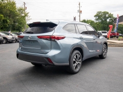 Used 2020 Toyota Highlander 4d SUV FWD XLE at Auto Finance Center of Columbia near West Columbia, SC
