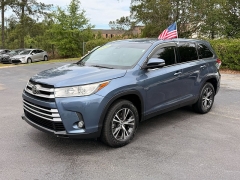 Used 2019  Toyota Highlander LE V6 FWD &lpar;Natl&rpar; at Auto Finance Center near Matthews&comma; NC
