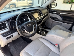 Used 2017  Toyota Highlander Limited V6 AWD &lpar;Natl&rpar; at Auto Finance Center of Columbia near West Columbia&comma; SC