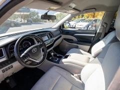 Used 2015  Toyota Highlander FWD 4dr V6 LE (Natl) at Auto Finance Center near Matthews, NC