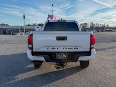 Used 2019  Toyota Tacoma 4WD Double Cab 5' Bed V6 &lpar;Natl&rpar; at Auto Finance Center of Columbia near West Columbia&comma; SC