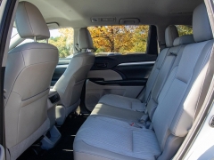 Used 2015  Toyota Highlander FWD 4dr V6 LE (Natl) at Auto Finance Center near Matthews, NC