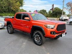 Used 2017  Toyota Tacoma Double Cab 5' Bed V6 4x4 &lpar;Natl&rpar; at Auto Finance Center near Matthews&comma; NC