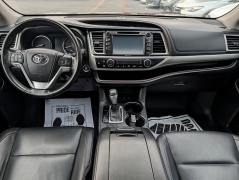 Used 2014  Toyota Highlander AWD 4dr V6 XLE &lpar;Natl&rpar; at Auto Finance Center of Columbia near West Columbia&comma; SC