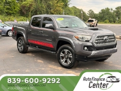 Used 2017  Toyota Tacoma Double Cab 5' Bed V6 4x2 AT &lpar;Natl&rpar; at Auto Finance Center near Matthews&comma; NC