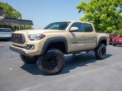 Used 2018 Toyota Tacoma Double Cab 5' Bed V6 4x4 (Natl) at Auto Finance Center near Matthews, NC