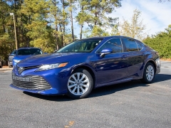 Used 2018  Toyota Camry Auto &lpar;Natl&rpar; at Auto Finance Center of Columbia near West Columbia&comma; SC