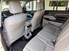 Used 2017  Toyota Highlander Limited V6 AWD &lpar;Natl&rpar; at Auto Finance Center of Columbia near West Columbia&comma; SC