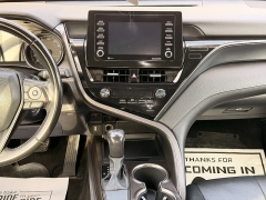 Used 2021  Toyota Camry SE Auto &lpar;Natl&rpar; at Auto Finance Center near Matthews&comma; NC