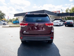 Used 2018  Toyota Highlander 4d SUV FWD LE at Auto Finance Center near Matthews, NC