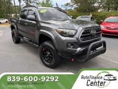 Used 2018  Toyota Tacoma Double Cab 5' Bed V6 4x2 AT &lpar;Natl&rpar; at Auto Finance Center near Matthews&comma; NC