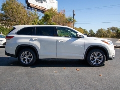 Used 2015  Toyota Highlander FWD 4dr V6 LE (Natl) at Auto Finance Center near Matthews, NC