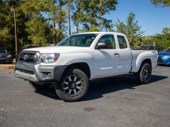 Used 2015  Toyota Tacoma 2WD Access Cab I4 (Natl) at Auto Finance Center near Matthews, NC