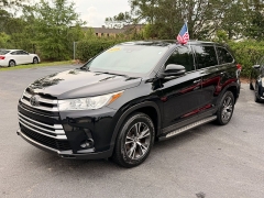 Used 2019  Toyota Highlander 4d SUV FWD LE at Auto Finance Center near Matthews&comma; NC