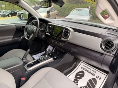 Used 2018  Toyota Tacoma Double Cab 5' Bed V6 4x2 AT &lpar;Natl&rpar; at Auto Finance Center near Matthews&comma; NC