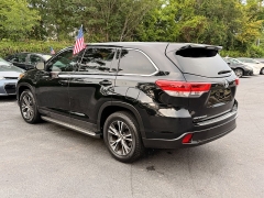 Used 2019  Toyota Highlander 4d SUV FWD LE at Auto Finance Center near Matthews&comma; NC