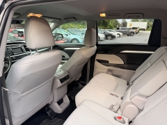 Used 2019  Toyota Highlander 4d SUV FWD LE at Auto Finance Center near Matthews&comma; NC