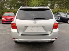 Used 2010  Toyota Highlander 4d SUV AWD Limited at Auto Finance Center near Matthews&comma; NC