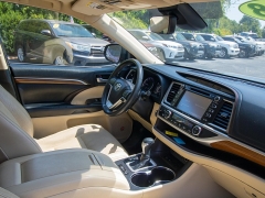 Used 2018 Toyota Highlander Limited V6 FWD (Natl) at Auto Finance Center of Columbia near West Columbia, SC