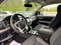 Used 2016  Toyota Tundra 4WD Truck Double Cab 5&period;7L FFV V8 6-Spd AT &lpar;Natl&rpar; at Auto Finance Center near Matthews&comma; NC